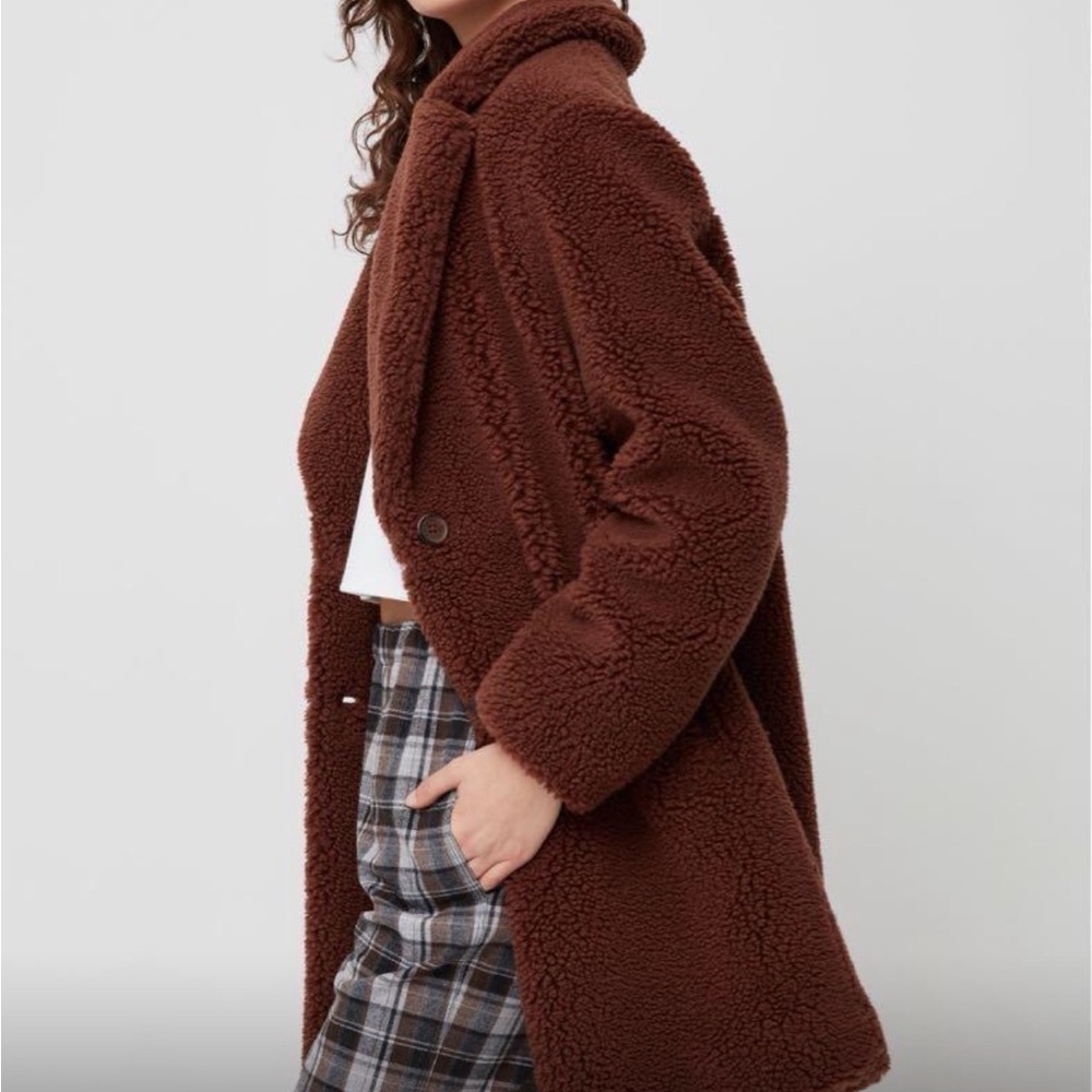 Aritzia Wilfred Brown Teddy Coat